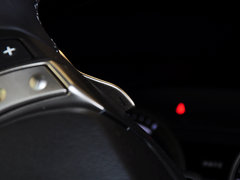雷克萨斯GS 2014款 300h 2.5L CVT 豪华版