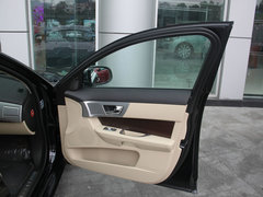 捷豹XF 2014款 2.0T Style Club限量版