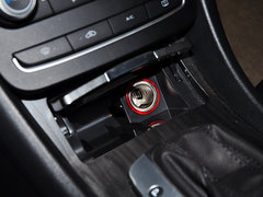 荣威550 2014款 550S 1.8L 自动 智选版