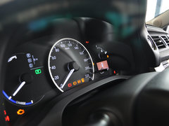 雷克萨斯CT 2014款 200h 1.8L CVT 舒适版（单色）