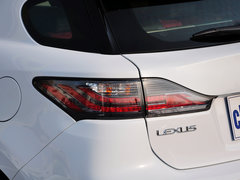 雷克萨斯CT 2014款 200h 1.8L CVT F SPORT版（双色）