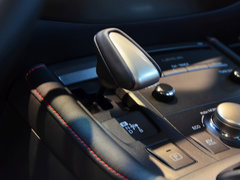 雷克萨斯CT 2014款 200h 1.8L CVT F SPORT版（双色）