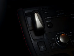 雷克萨斯CT 2014款 200h 1.8L CVT F SPORT版（双色）