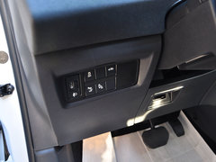 DS 5LS 2014款 1.6T 自动 尊享版 THP200