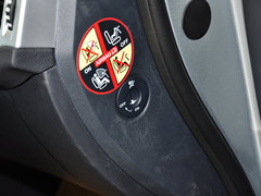 科雷傲（進(jìn)口） 2014款 改款 2.0L CVT 兩驅(qū)標(biāo)準(zhǔn)版 5座