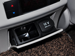 奔驰E级 2014款 改款E300L 3.0L 自动 运动豪华型