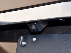 奔驰E级 2014款 改款E300L 3.0L 自动 运动豪华型