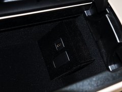 奔驰E级 2014款 改款E260L 1.8T 自动 运动型