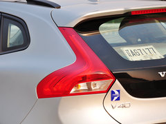 沃尔沃V40 2014款 Cross Country 2.0T T5 AWD 智雅版