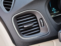沃尔沃V40 2014款 Cross Country 2.0T T5 AWD 智雅版