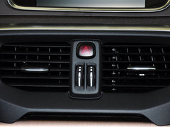 沃尔沃V40 2014款 Cross Country 2.0T T5 AWD 智尊版