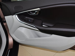 沃尔沃V40 2014款 Cross Country 2.0T T5 AWD 智尊版