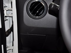 自由客 2014款 2.0L CVT 运动增强版 5座
