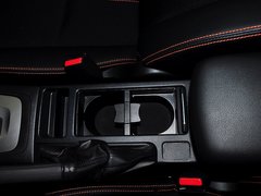 斯巴鲁XV 2014款 2.0i CVT 舒适版 5座
