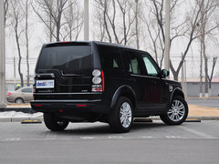 路虎  3.0T SD V6 车辆右侧尾部视角