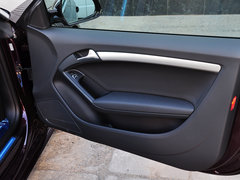 奥迪A5 2014款 45TFSI 2.0T CVT Cabriolet 风尚版