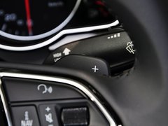 奥迪A5 2014款 45TFSI 2.0T CVT Coupe 风尚版