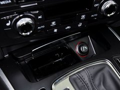 奥迪A5 2014款 45TFSI 2.0T CVT Coupe 风尚版