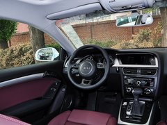 奥迪A5 2014款 45TFSI 2.0T CVT Coupe 风尚版