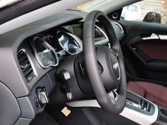 奥迪A5 2014款 45TFSI 2.0T CVT Coupe 风尚版