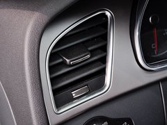 奥迪A5 2014款 45TFSI 2.0T CVT Coupe 风尚版