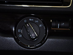 帕萨特 2014款 1.8TSI DSG 至尊版