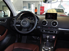 奥迪A3(进口) 2014款 40TFSI 1.8T DCT Limousine舒适型