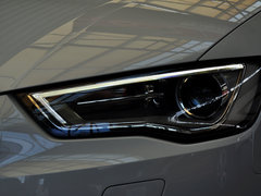 奥迪A3(进口) 2014款 40TFSI 1.8T DCT Limousine舒适型