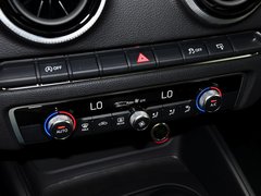 奥迪A3(进口) 2014款 40TFSI 1.8T DCT Limousine舒适型