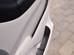 上汽大通MAXUS G10 2014款 2.0T 手动 精英版 7座