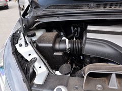 上汽大通MAXUS G10 2014款 2.0T 手动 精英版 7座