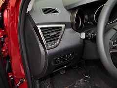 长安CS75 2014款 2.0L 手动 领先型 5座