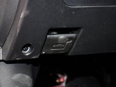 长安CS75 2014款 2.0L 手动 领先型 5座