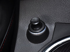 爱腾 2014款 2.0T 自动 两驱 精英柴油版 5座