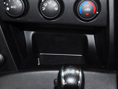 爱腾 2014款 2.0T 自动 两驱 精英柴油版 5座