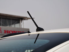 爱腾 2014款 2.0T 自动 四驱 豪华柴油版 5座