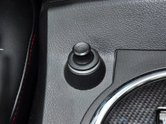 爱腾 2014款 2.0T 自动 四驱 豪华柴油版 5座