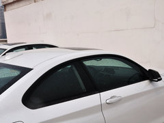 宝马2系（进口） 2014款 220i 2.0T 运动设计套装