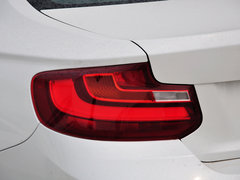宝马2系（进口） 2014款 220i 2.0T 运动设计套装
