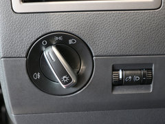凯路威 2014款 2.0TSI DCT 四驱舒适版 9座