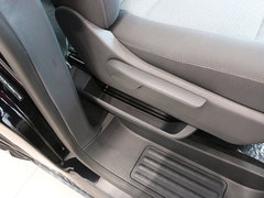 凯路威 2014款 2.0TSI DCT 四驱舒适版 9座