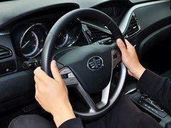奔腾B90 2014款 2.0T 自动 豪华型