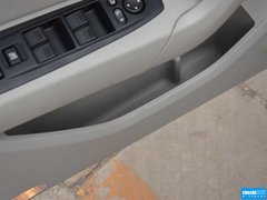 奔腾B90 2014款 2.0T 自动 豪华型