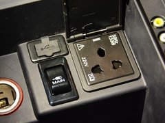 大7 SUV 2014款 2.2T 自动 四驱旗舰型 5座