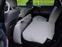 大7 SUV 2014款 2.2T 自动 四驱旗舰型 5座