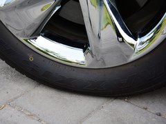 大7 SUV 2014款 2.2T 自动 四驱旗舰型 5座