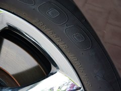 大7 SUV 2014款 2.2T 自动 四驱旗舰型 5座