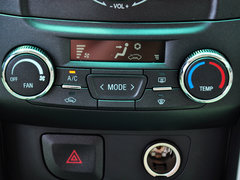 宝骏610 2014款 1.5L 自动 舒适型