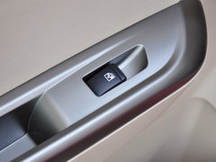 宝骏610 2014款 1.5L 手动 标准型
