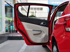 宝骏610 2014款 1.5L 手动 标准型